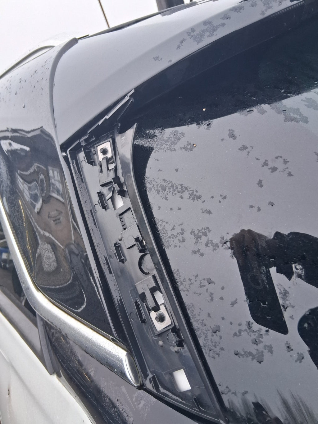 2024 VAUXHALL CROSSLAND X BARE TAILGATE BOOTLID WHITE Z42M