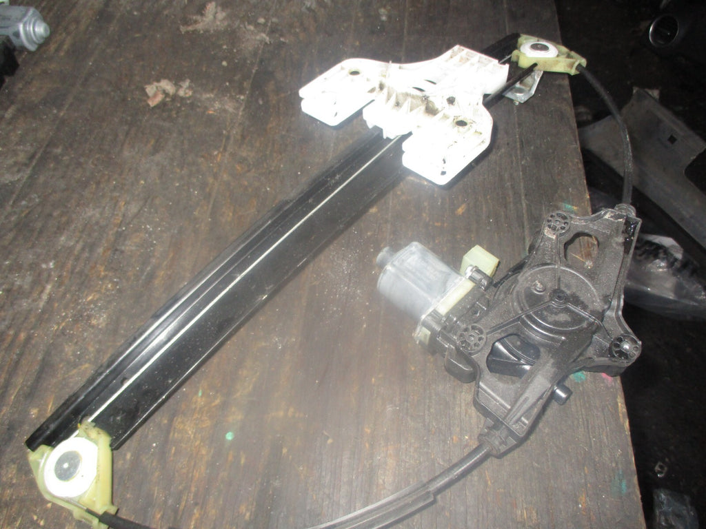 AUDI A4 2017 DRIVERS NEAR SIDE REAR WINDOW MOTOR REGULATOR