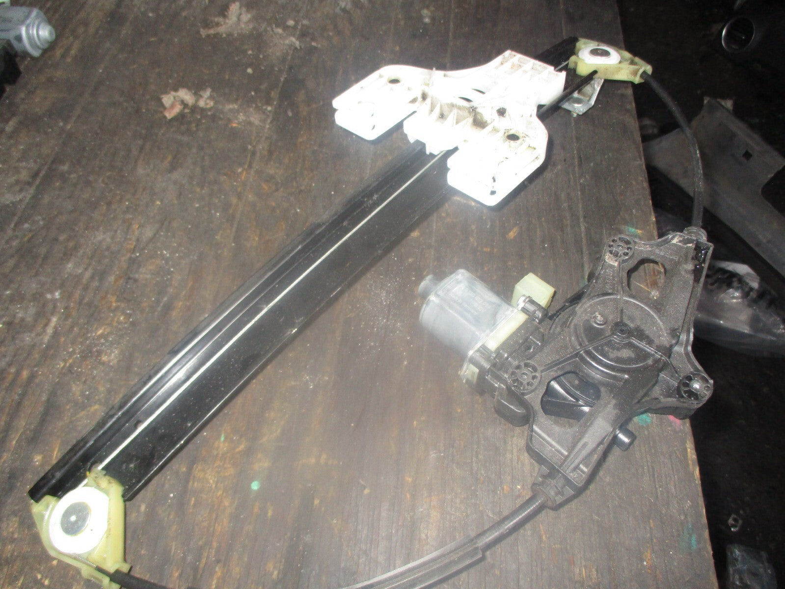 AUDI A4 2017 DRIVERS NEAR SIDE REAR WINDOW MOTOR REGULATOR