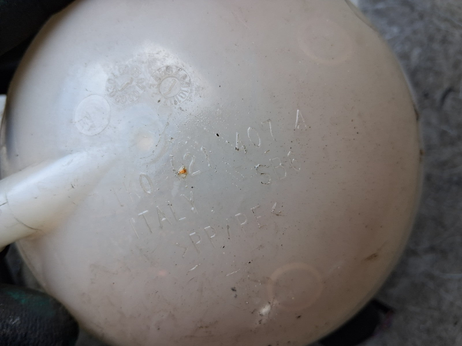 2006 VW VOLKSWAGEN PASSAT B6 COOLANT WATER EXPANSION TANK BOTTLE RESERVOIR