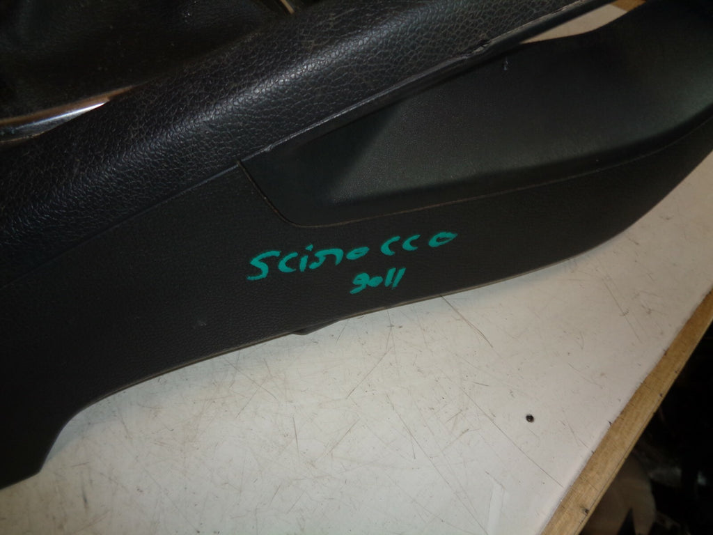 VW VOLKSWAGEN SCIROCCO 2011 MK3 CENTRE CONSOLE + GEARSTICK KNOB GAITER
