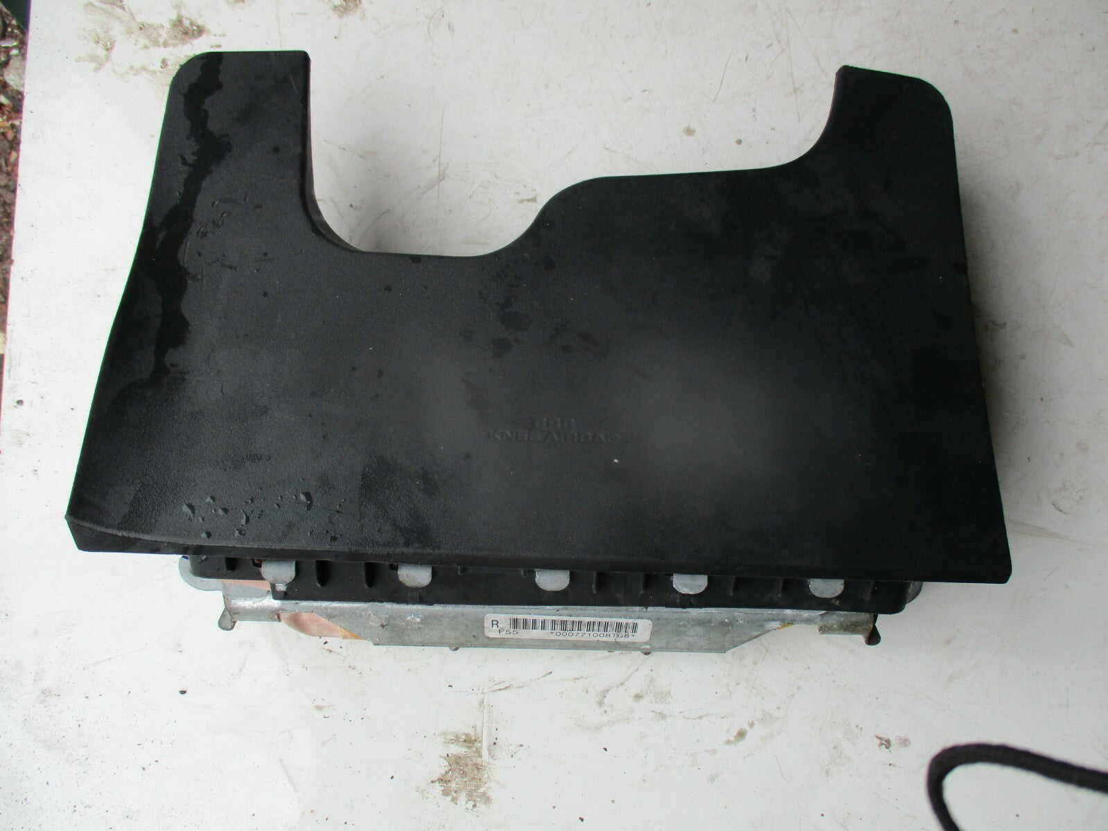 TOYOTA YARIS MK2 2009 NS PASSENGER SIDE KNEE DASH BAG 30547710FKAAD 305477