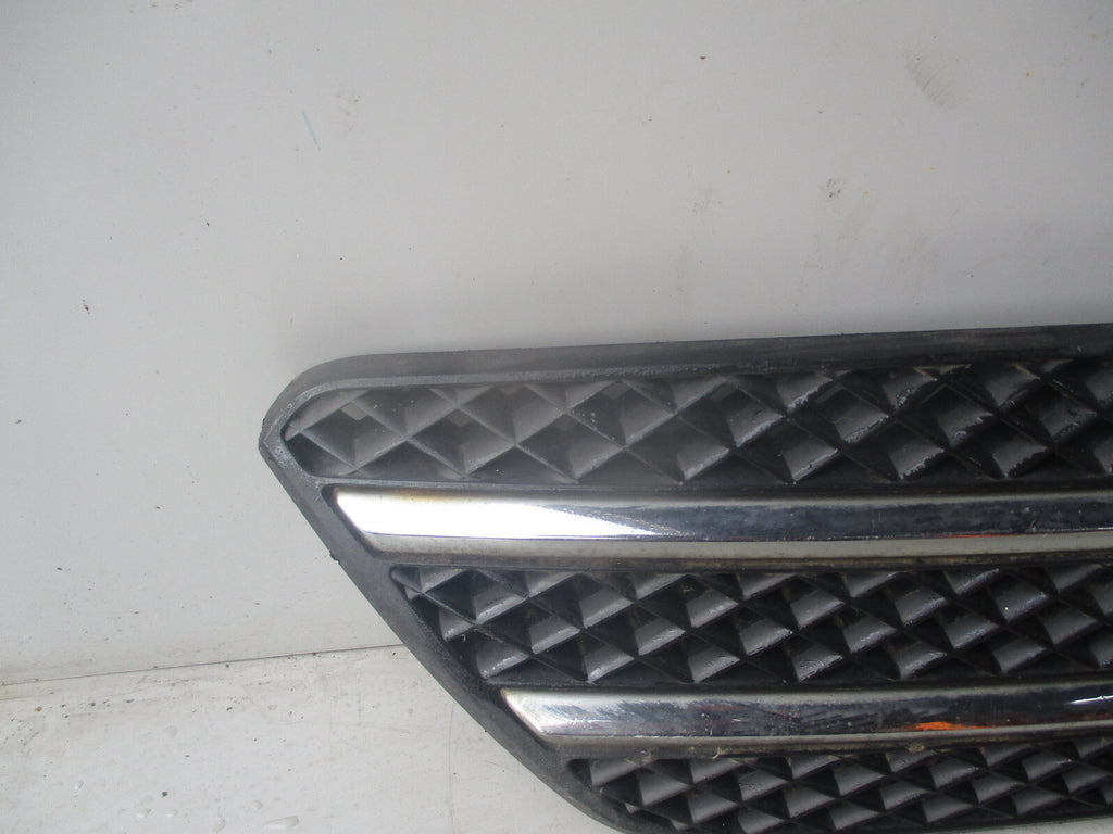 KIA CEED 2008 FRONT CENTRE BUMPER GRILL 863501H000