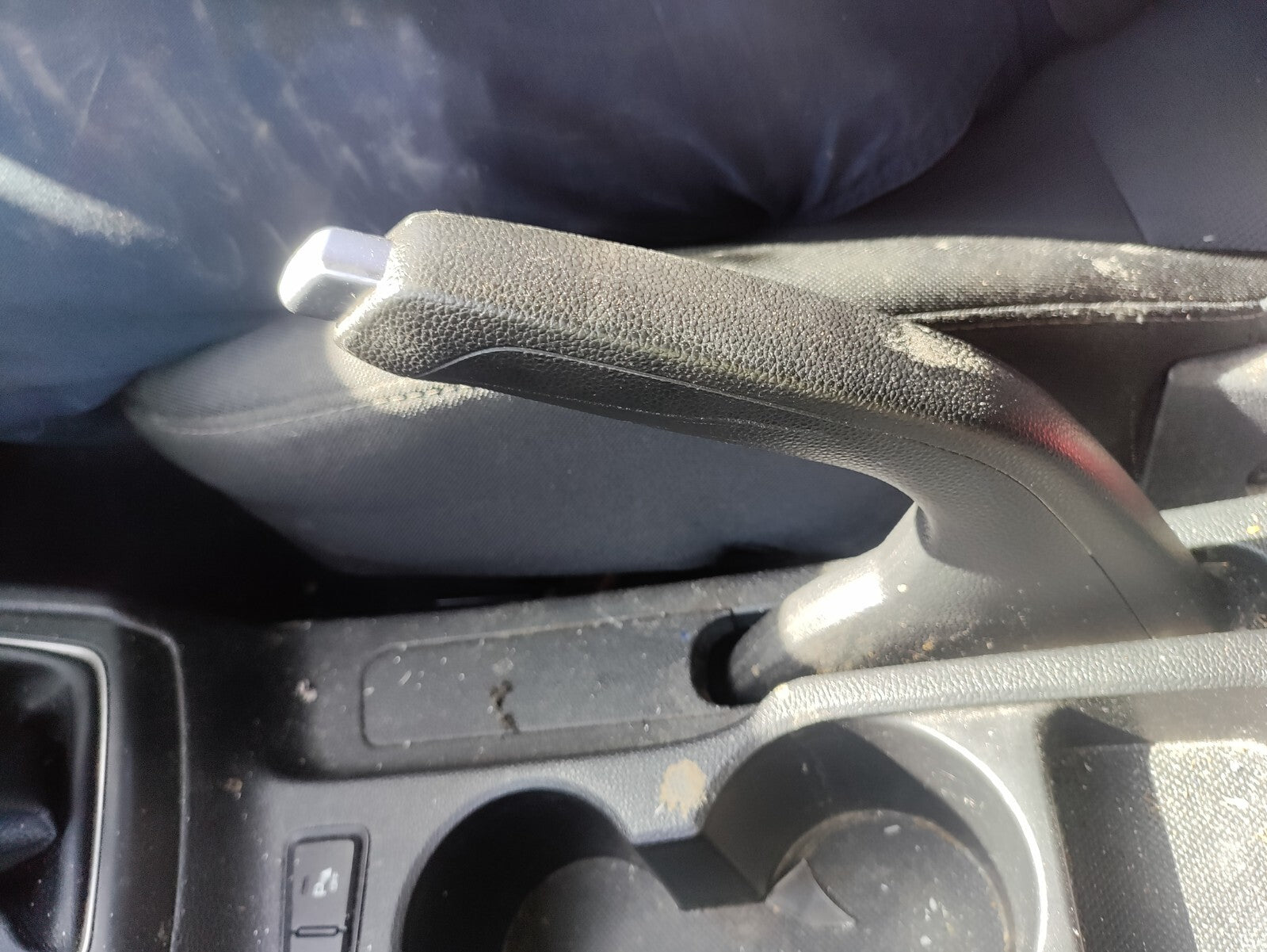 2019 HYUNDAI I20 MK2 FACELIFT MANUAL HANDBRAKE LEVER MECHANISM