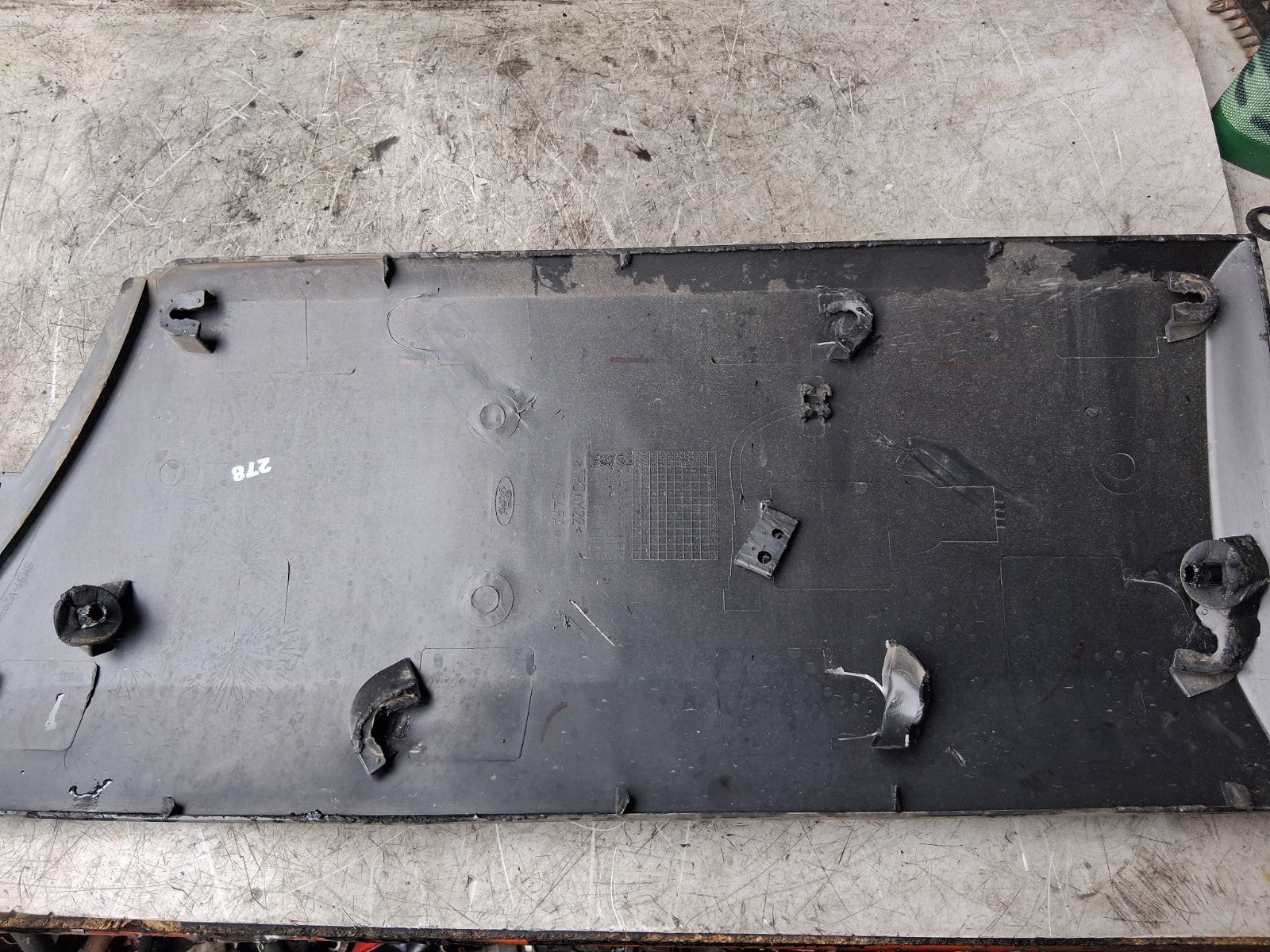 2023 FORD TRANSIT MK8 350 OSF FRONT DRIVER SIDE DOOR MOULDING TRIM BK31V29396