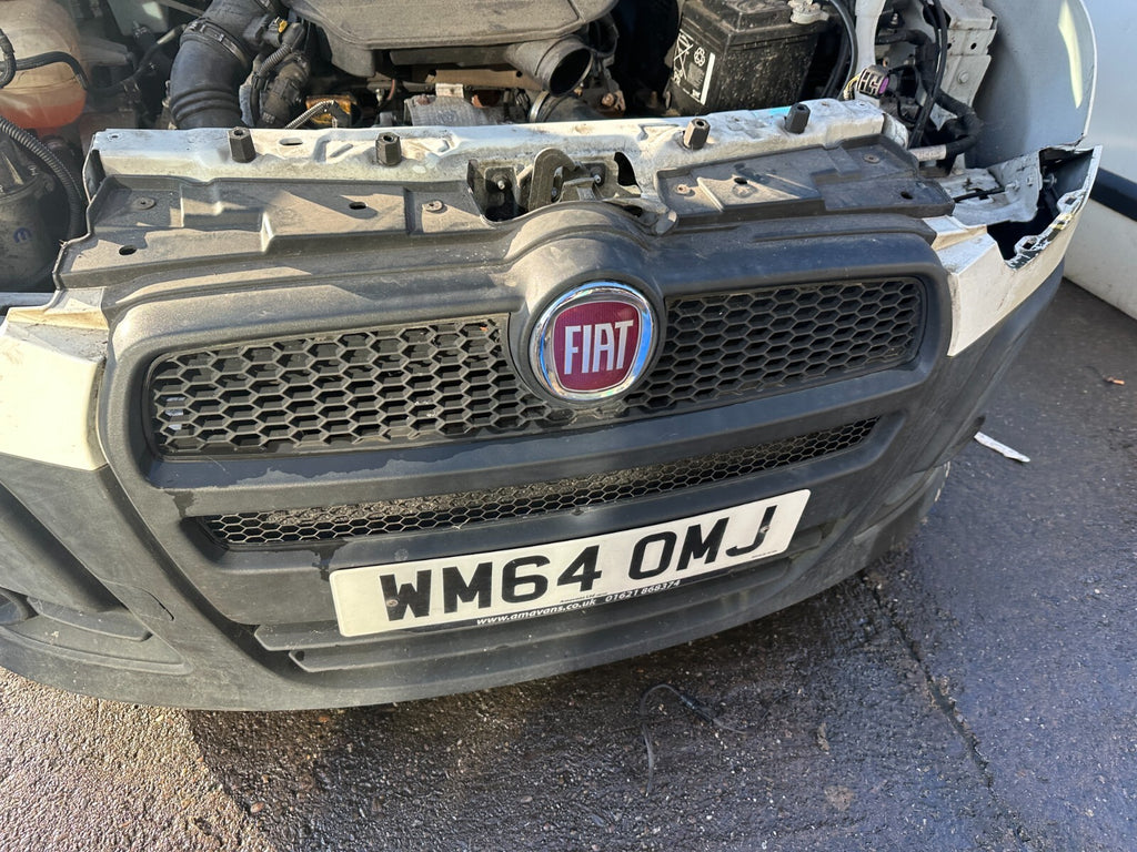 2014 FIAT DOBLO FRONT BUMPER COMPLETE WITH GRILL