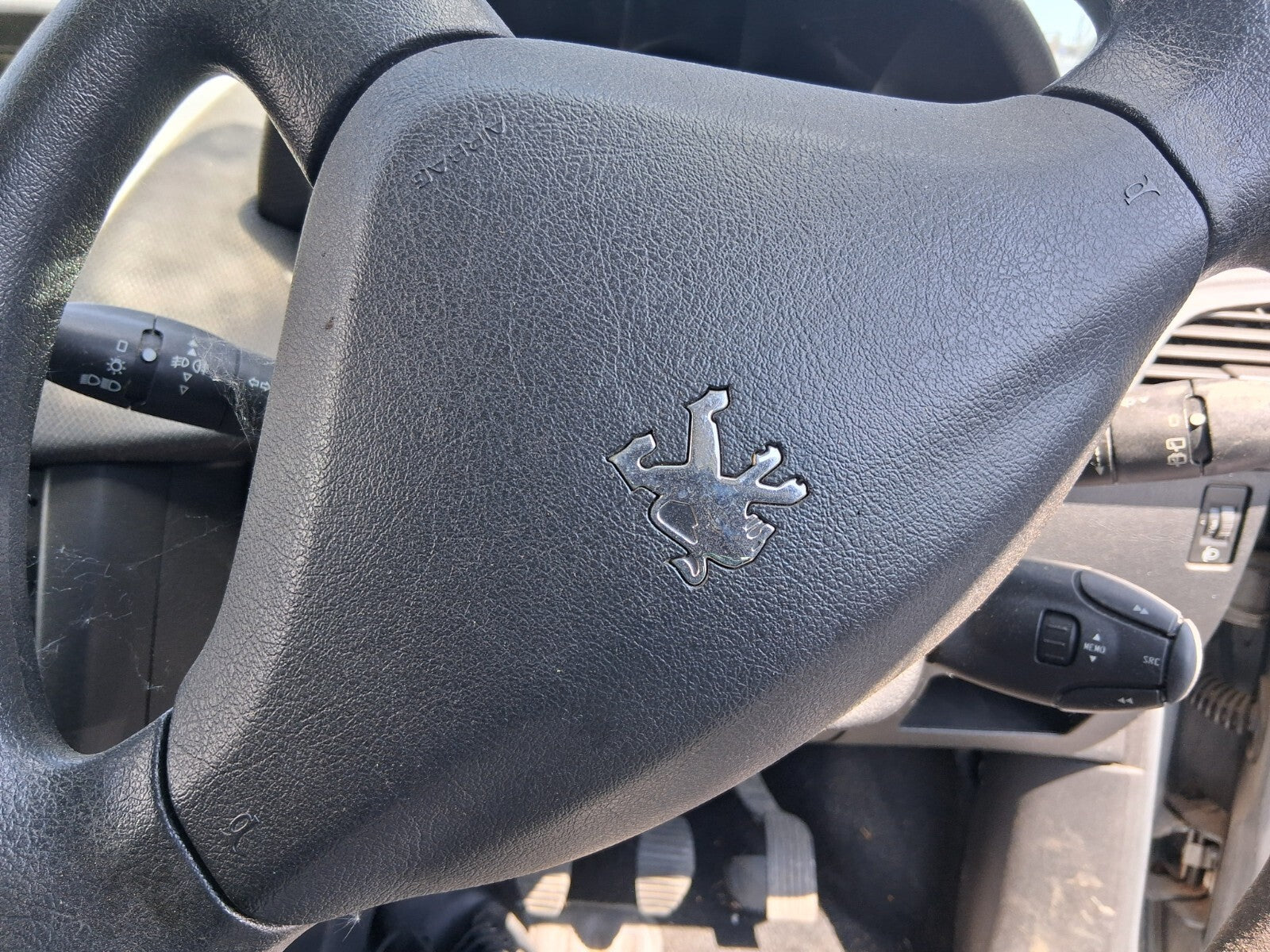 2009 PEUGEOT 207 STEERING WHEEL SRS AIRBAG BLACK