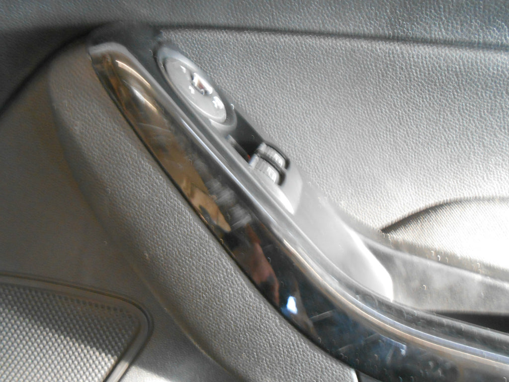FORD FIESTA MK7 2010 5 DOOR OSF DRIVER SIDE FRONT DOOR CARD PANEL SWITCH