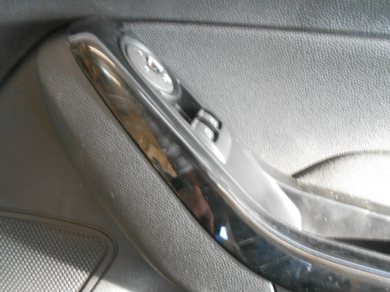 FORD FIESTA MK7 2010 5 DOOR OSF DRIVER SIDE FRONT DOOR CARD PANEL SWITCH