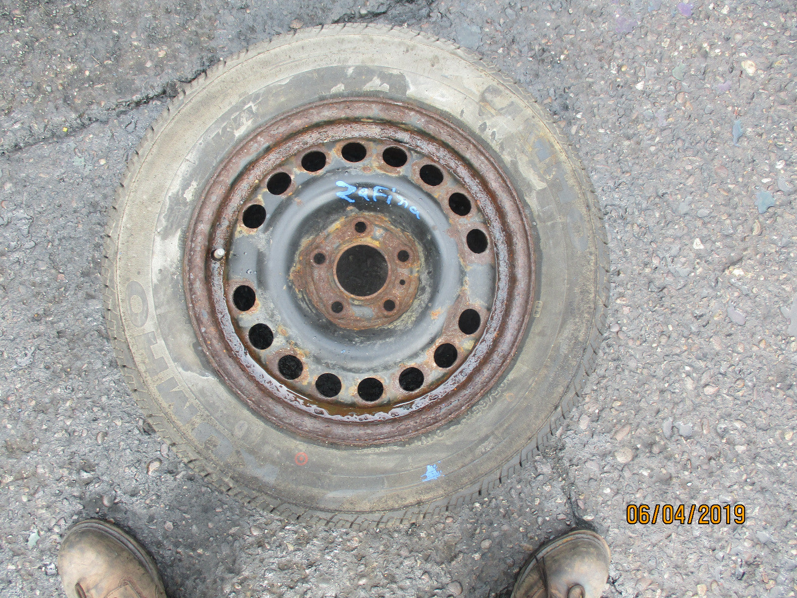 VAUXHALL ZAFIRA STEEL WHEEL & KUMHO TYRE 5 X108 195/65 R15