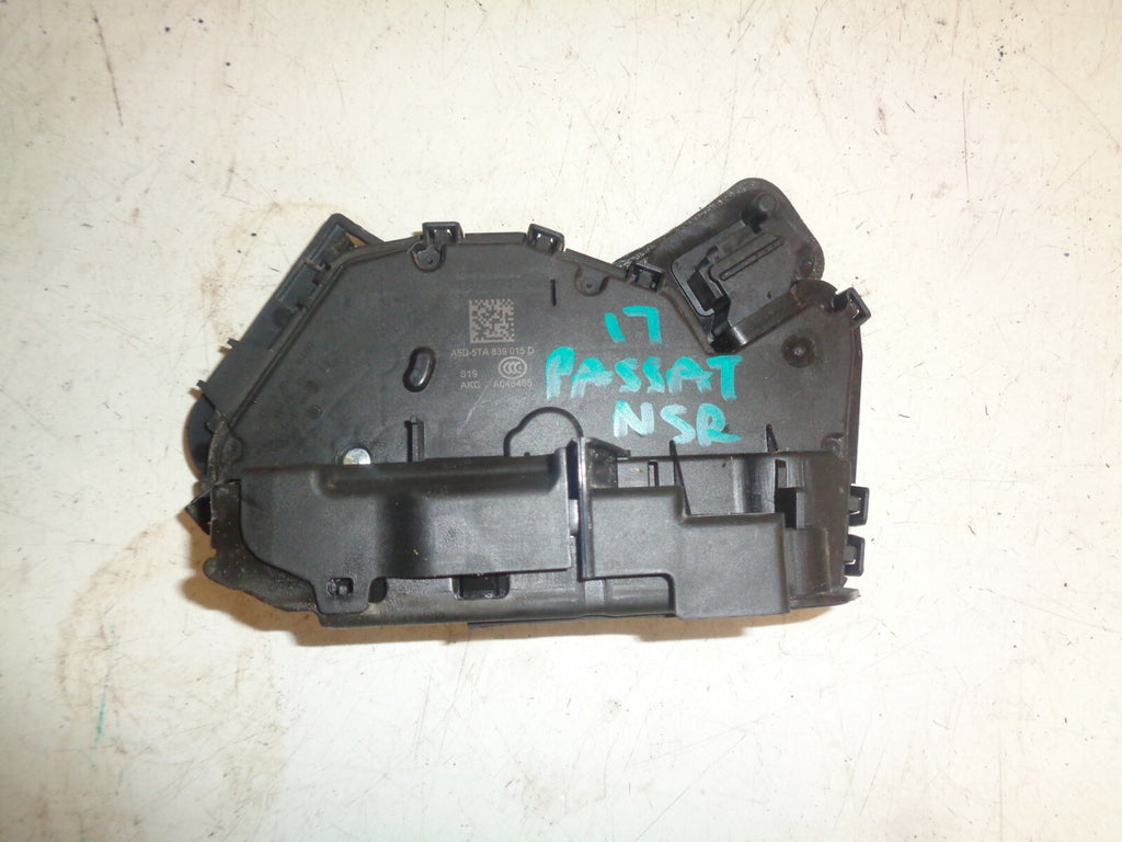 VW VOLKSWAGEN PASSAT B8 2017 PASSENGER SIDE REAR DOOR LOCK MECHANISM 5TA839015D