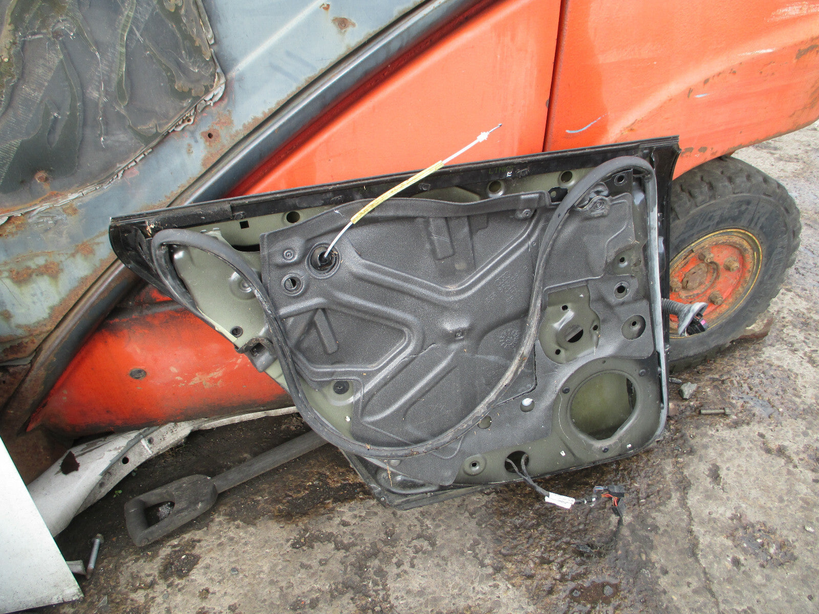 AUDI A4 B7 SALOON 2005-08 NSR PASSENGER SIDE REAR DOOR GREY