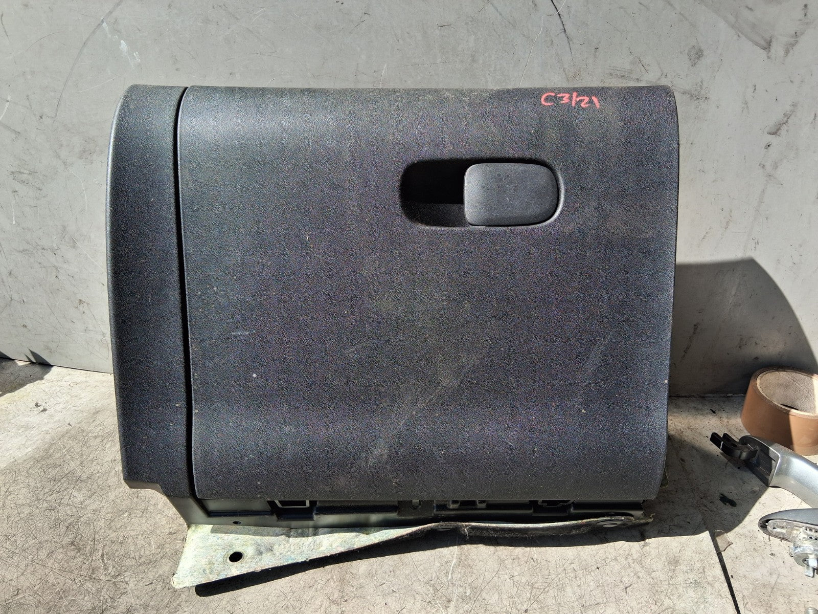 2021 CITROEN C3 MK3 DASHBOARD GLOVE BOX STORAGE COMPARTMENT 9814843377