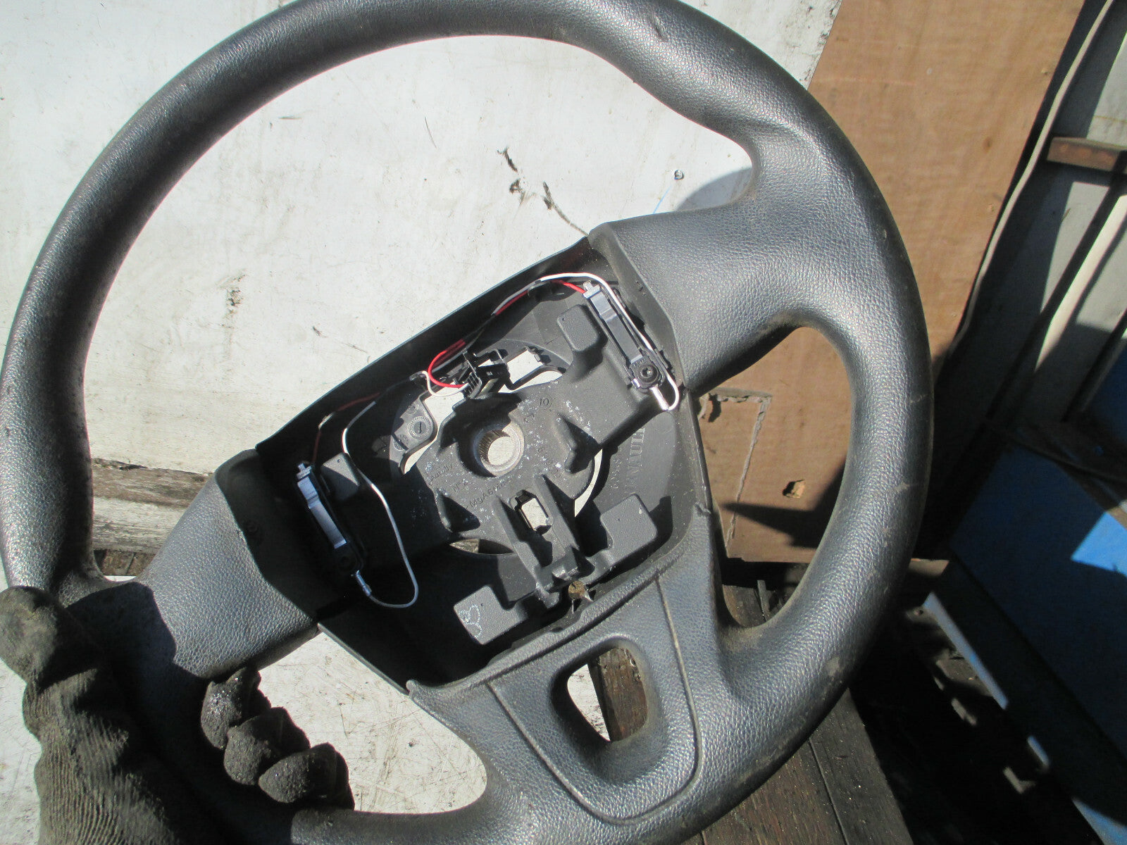 RENAULT MEGANE MK3 2015 3 SPOKE STEERING WHEEL