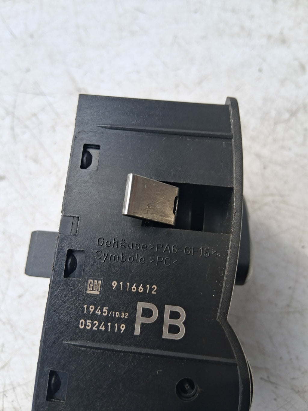 2006 VAUXHALL CORSA ADJUSTMENT SWITCH LIGHT ADJUSTER 0524119