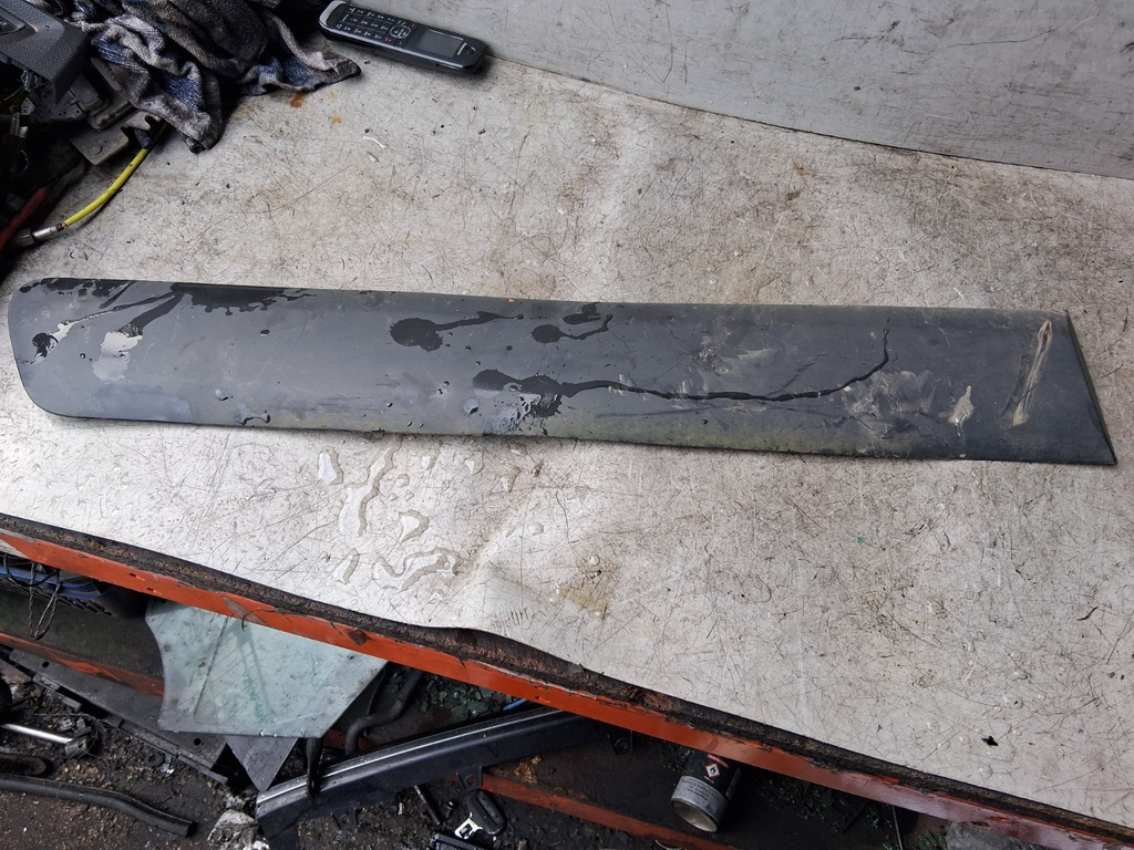 2018 CITROEN BERLINGO MK2 OSR DRIVER SIDE REAR DOOR MOULDING TRIM 9681644777