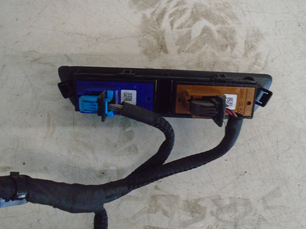 PEUGEOT 208 2014 MK1 HEADLIGHT LEVEL CONTROL SWITCH 98016627