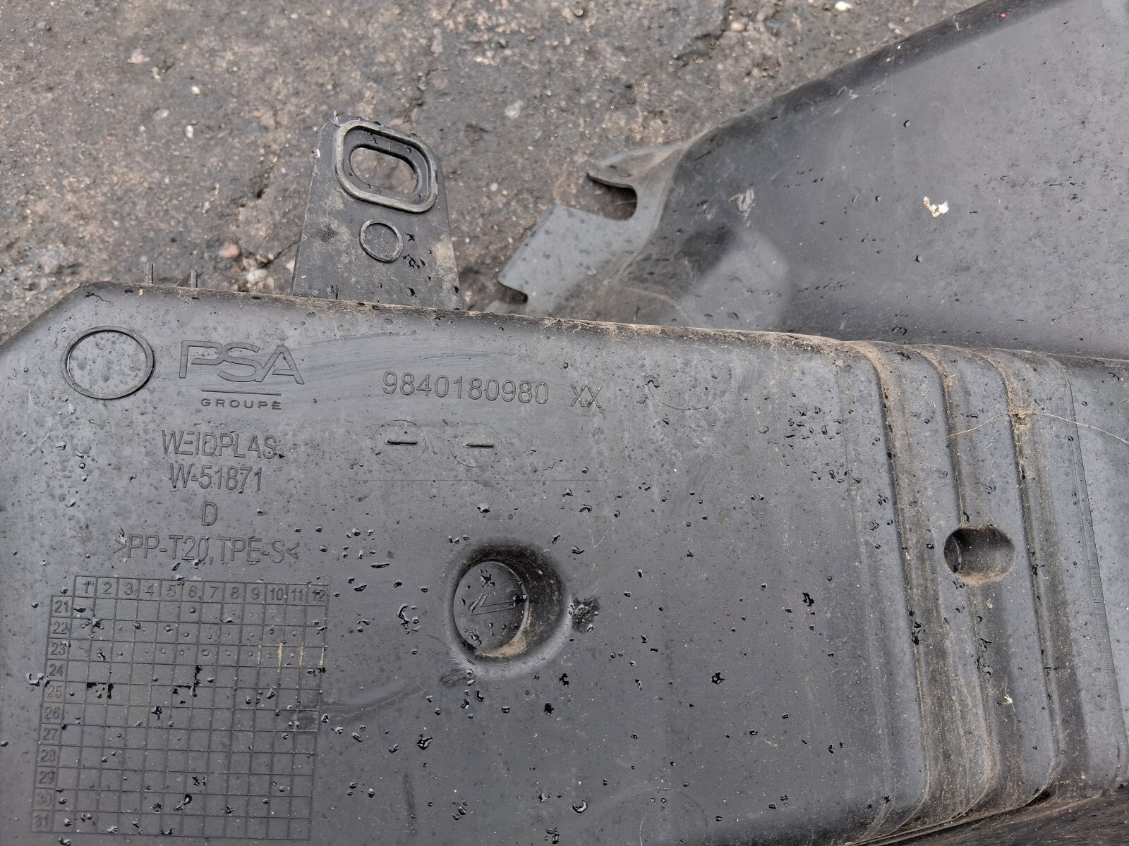 2023 VAUXHALL GRANDLAND AIR GUIDE DUCT 9840180980