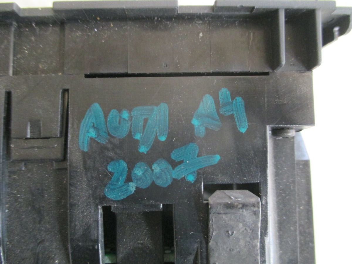 AUDI A4 2007 B7 CLIMATE CONTROL PANEL UNIT 8E0820043BL