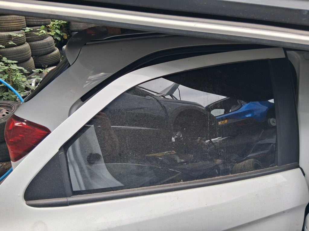 2018 FORD KA + PLUS MK3 HATCHBACK OSR DRIVER SIDE REAR DOOR WINDOW GLASS