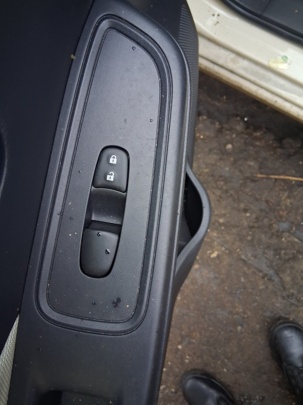 2018 NISSAN MICRA K14 NSF PASSENGER SIDE FRONT LEFT WINDOW CONTROL SWITCH