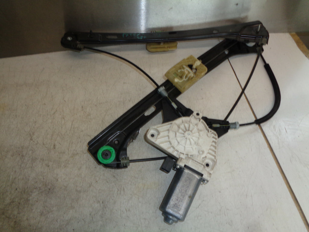 VW VOLKSWAGEN PASSAT B8 2018 OSF DRIVER FRONT WINDOW REGULATOR MOTOR 3G0837462C