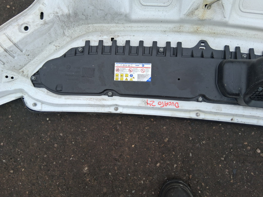 2024 FIAT DUCATO MK3 FRONT BONNET HOOD PANEL WHITE DAMAGED