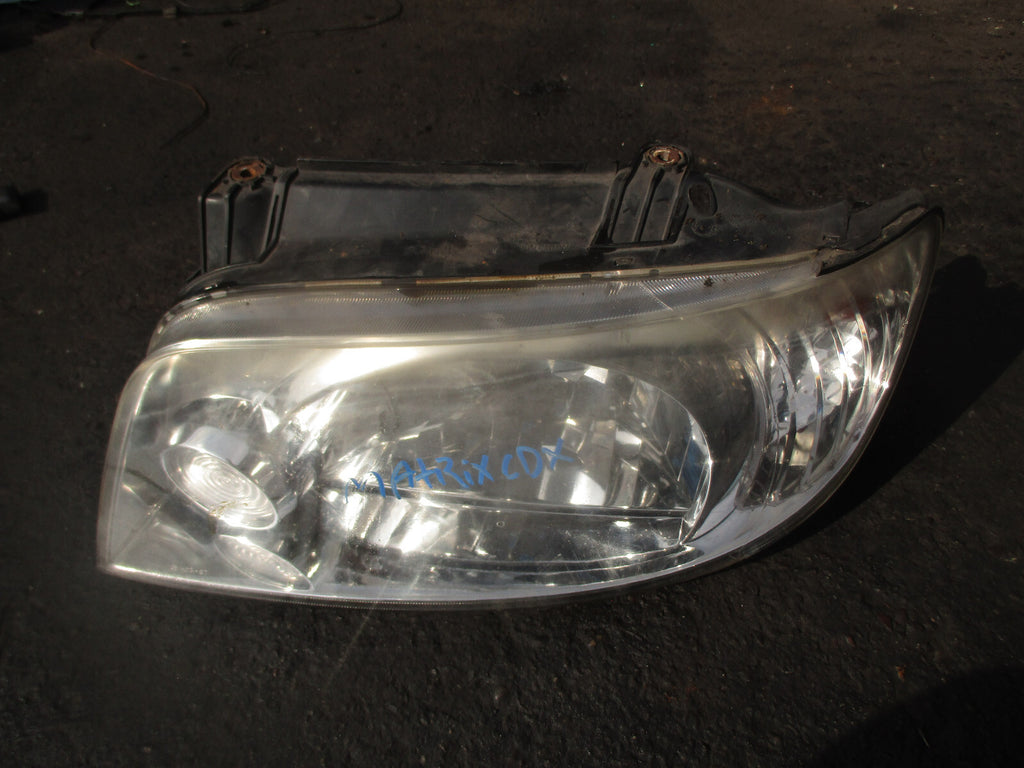 2007 HYUANDAI MATRIX FRONT PASSENGER SIDE HEADLIGHT