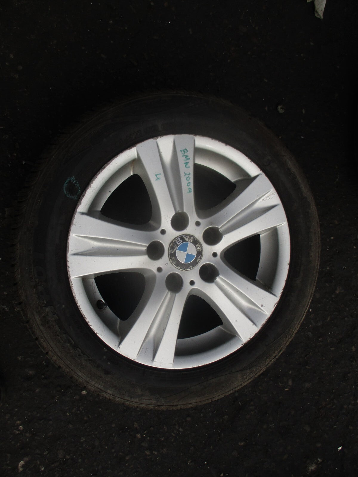 2009 BMW 1 SERIES E82 118D 16 INCH ALLOY WHEEL WITH TYRE 205/55R16 REF 4
