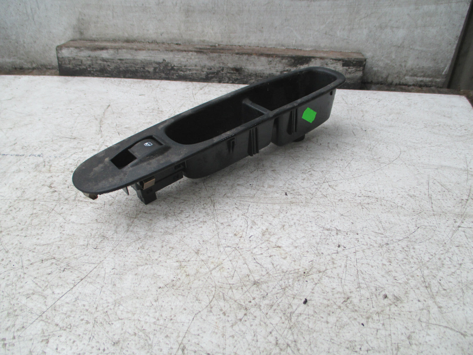FIAT PUNTO 2015 EVO MK3 3 DOOR NSF PASSENGER DOOR WINDOW SWITCH
