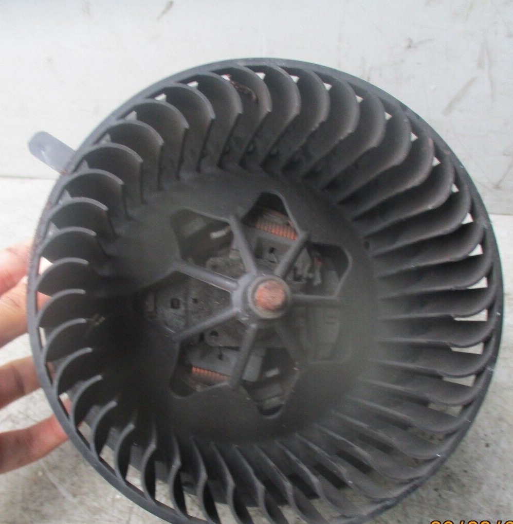 VOLKSWAGON GOLF HEATER BLOWER MOTOR FAN 1K2819015