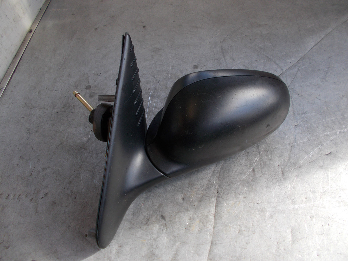PEUGEOT 406 2001 NS PASSENGER SIDE MANUAL WING MIRROR BLACK