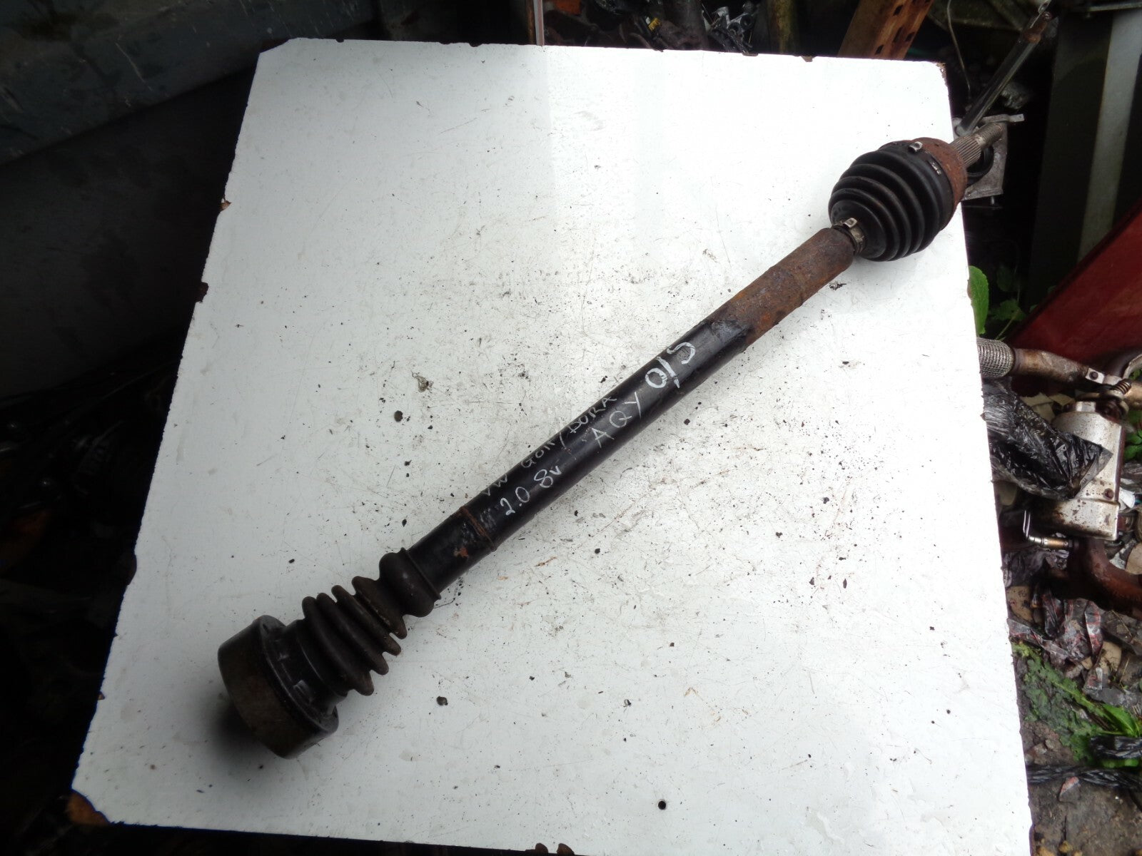 VW VOLKSWAGEN GOLF BORA MK4 2.0 8V 2002 OS DRIVER SIDE LONG DRIVESHAFT  AQY