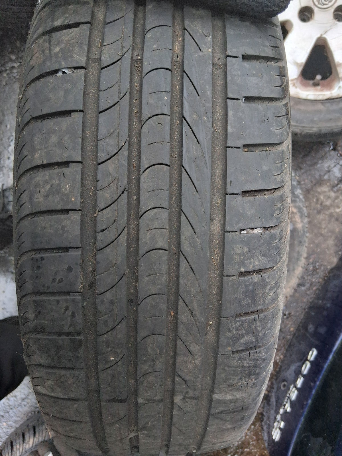 2005 VAUXHALL CORSA C 15 INCH ALLOY WHEEL WITH TYRE 185/55R15