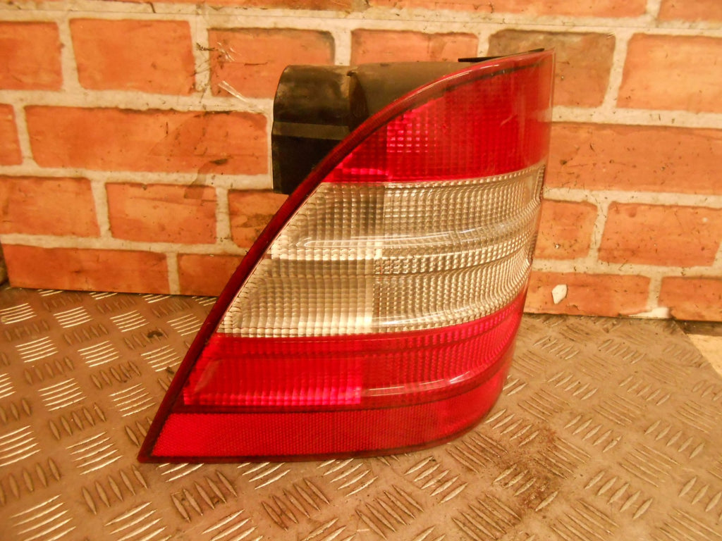 MERCEDES M CLASS W163 2004 NSR PASSENGER SIDE REAR LIGHT ASSEMBLY A1638200164