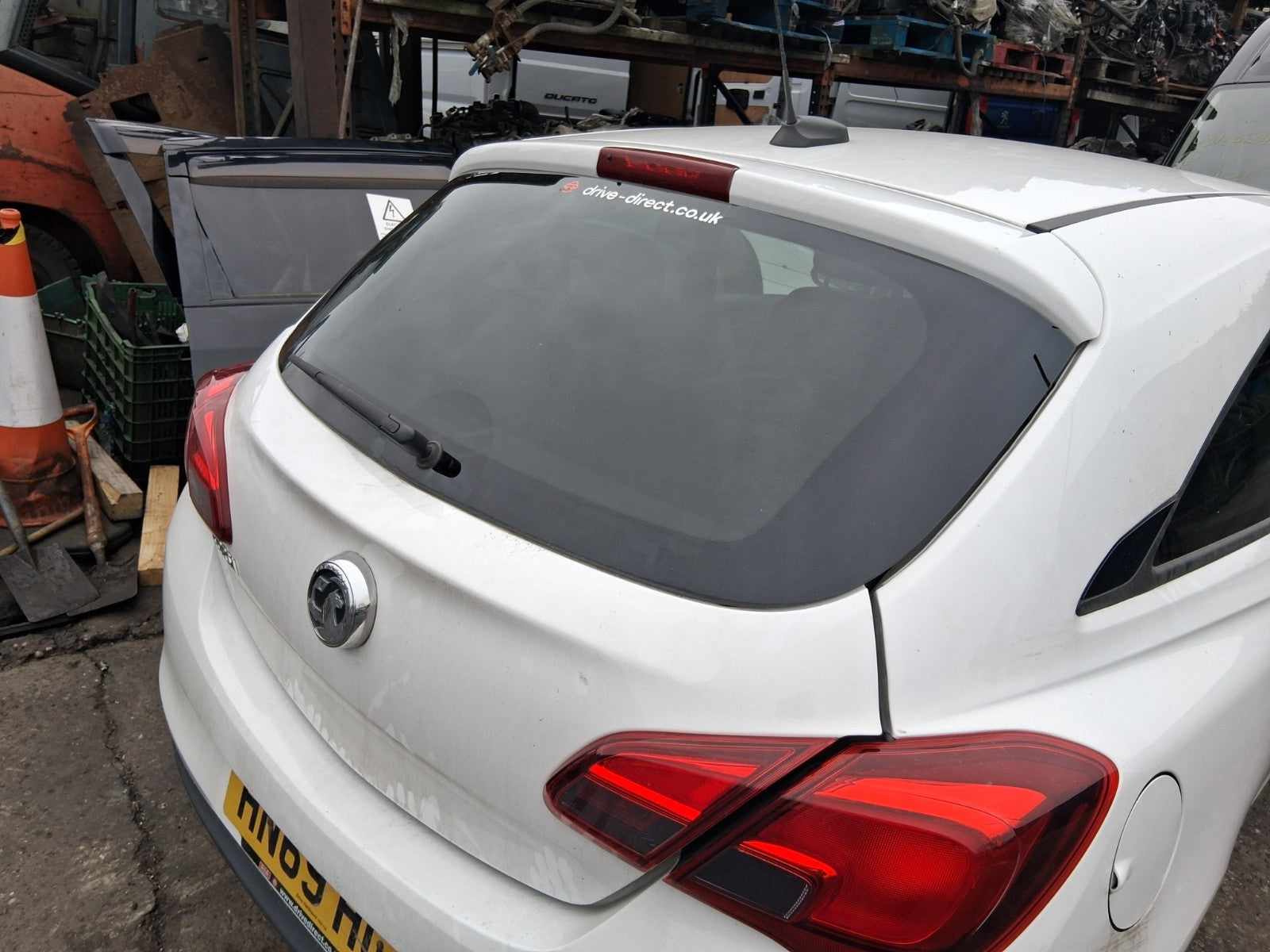 2019 VAUXHALL CORSA E 3 DOOR BARE REAR TAILGATE BOOTLID OLYMPIC WHITE Z40R