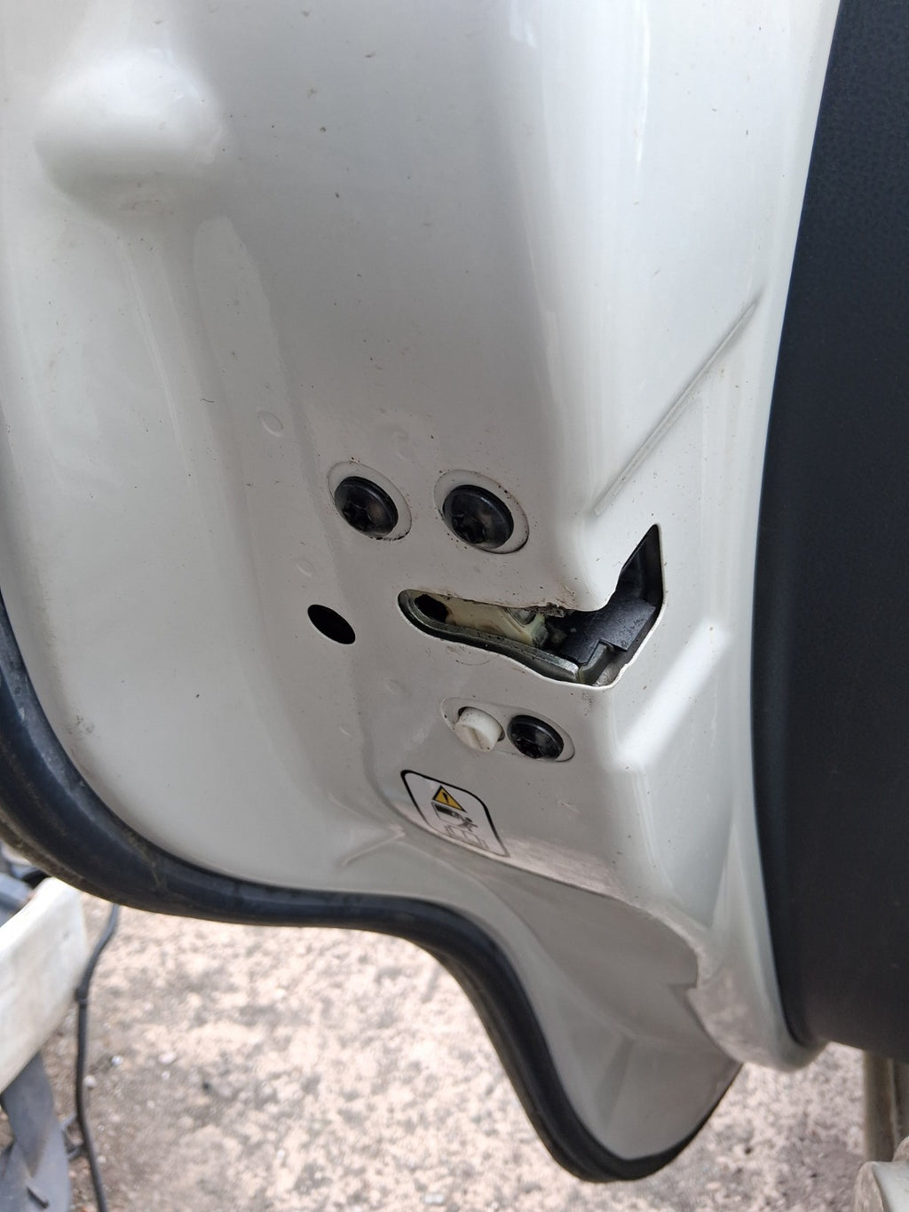 2019 FIAT 500L URBAN HATCH NSR PASSENGER SIDE REAR DOOR LOCK MECHANISM