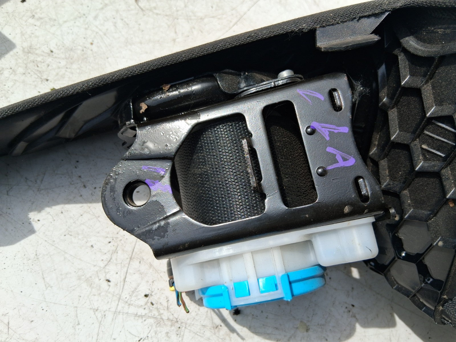 MERCEDES BENZ CLA 2016 C117 NSR PASSENGER SIDE REAR SEAT BELT