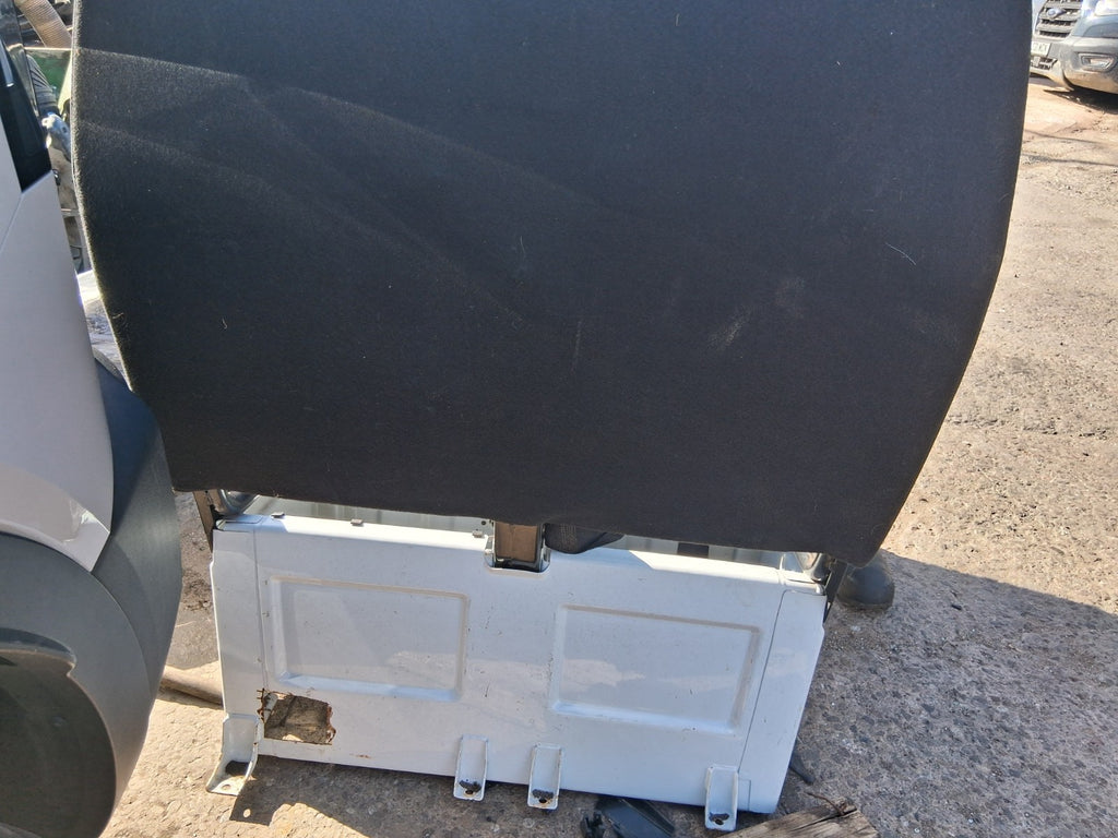 2016 MERCEDES SPRINTER W906 NSF PASSENGER SIDE FRONT SEAT WITH BASE