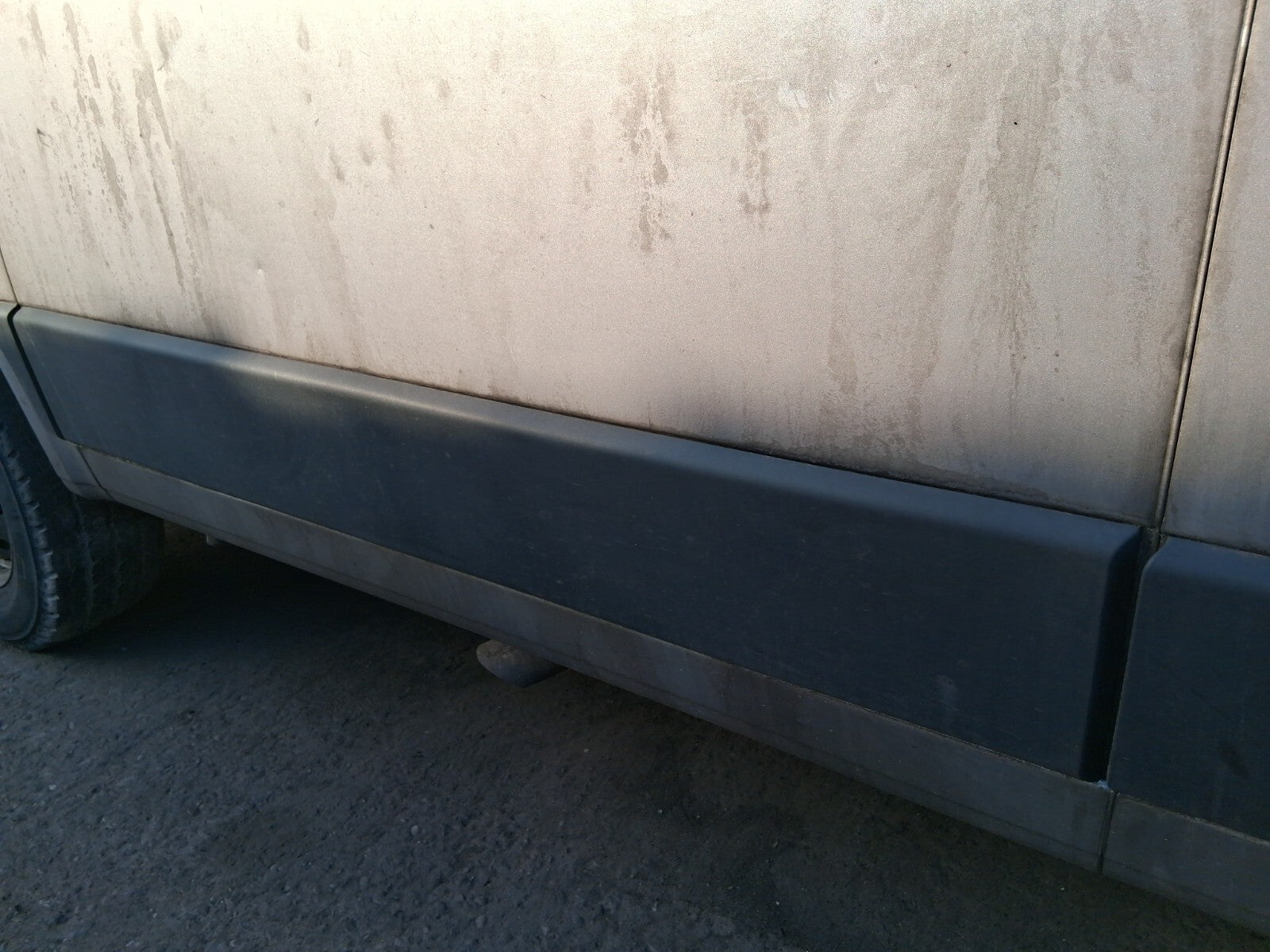 2021 PEUGEOT BOXER MK3 OSR DRIVER SIDE BODY MOULDING