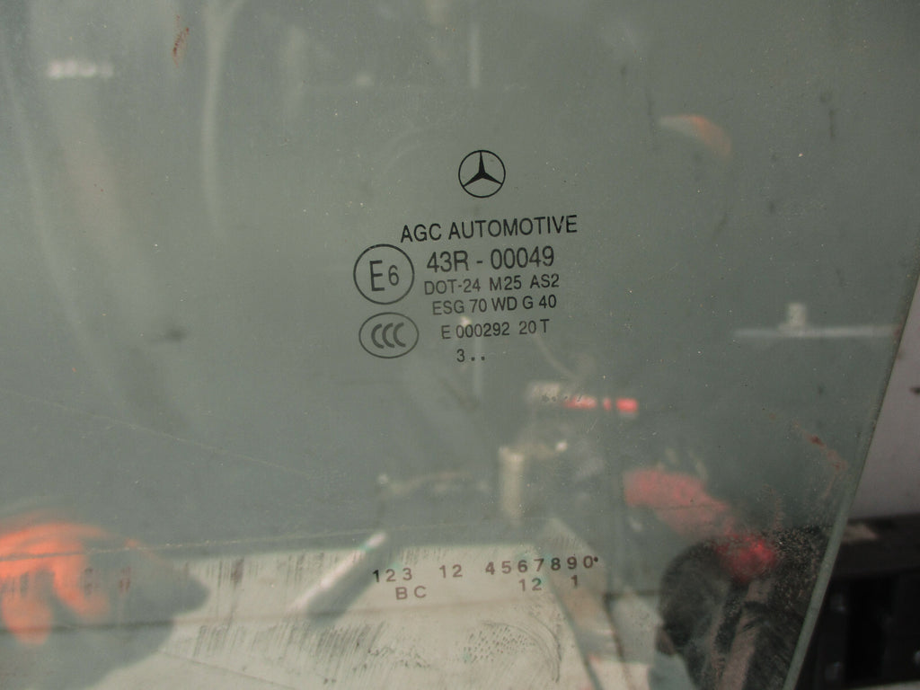 2014 MERCEDES BENZ C CLASS COUPE NSF PASSENGER SIDE FRONT LEFT DOOR WINDOW GLASS