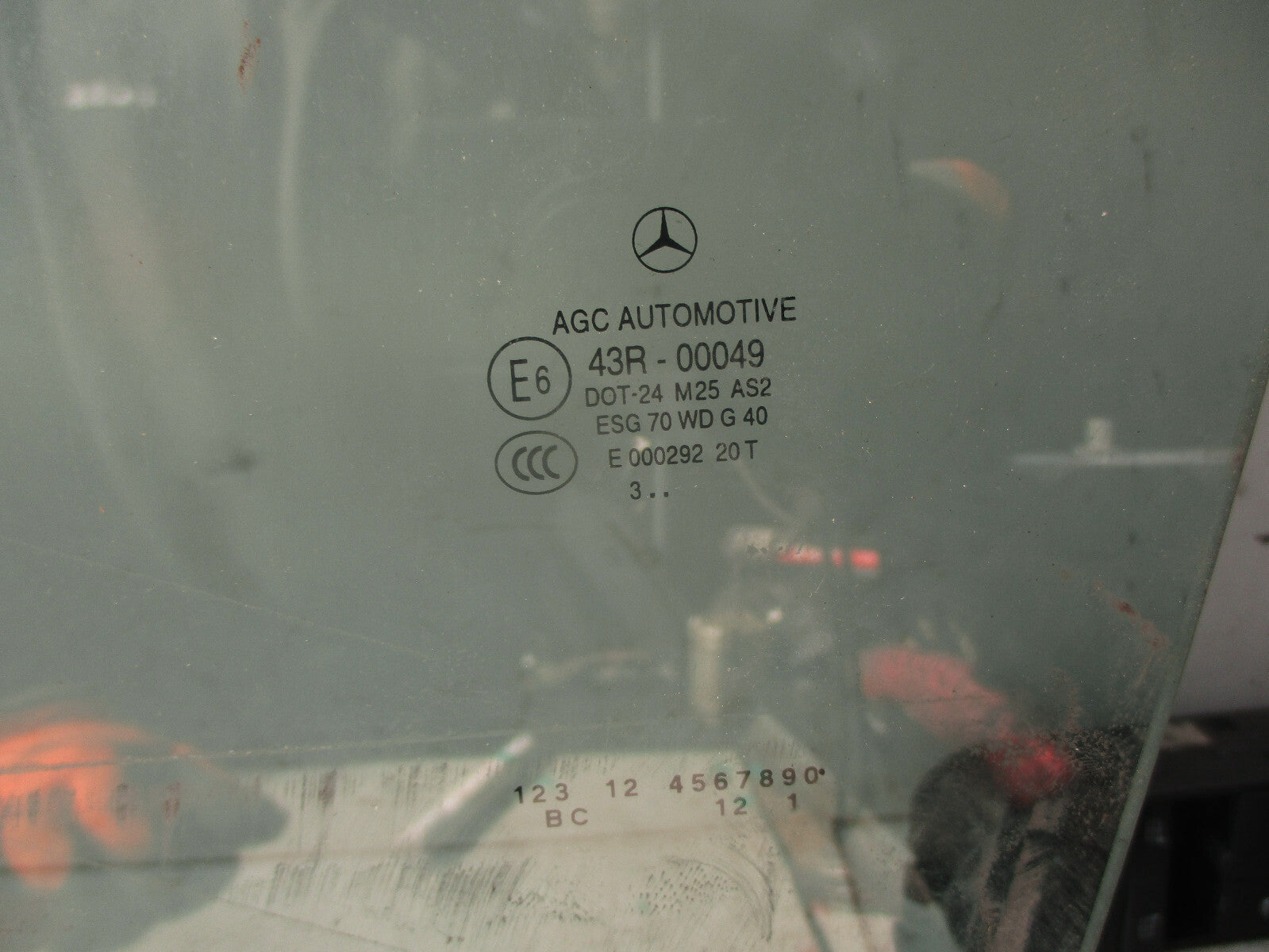 2014 MERCEDES BENZ C CLASS COUPE NSF PASSENGER SIDE FRONT LEFT DOOR WINDOW GLASS