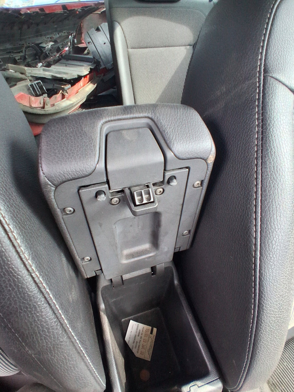 2015 VAUXHALL ASTRA J LEATHER CENTRE CONSOLE ARMREST ONLY