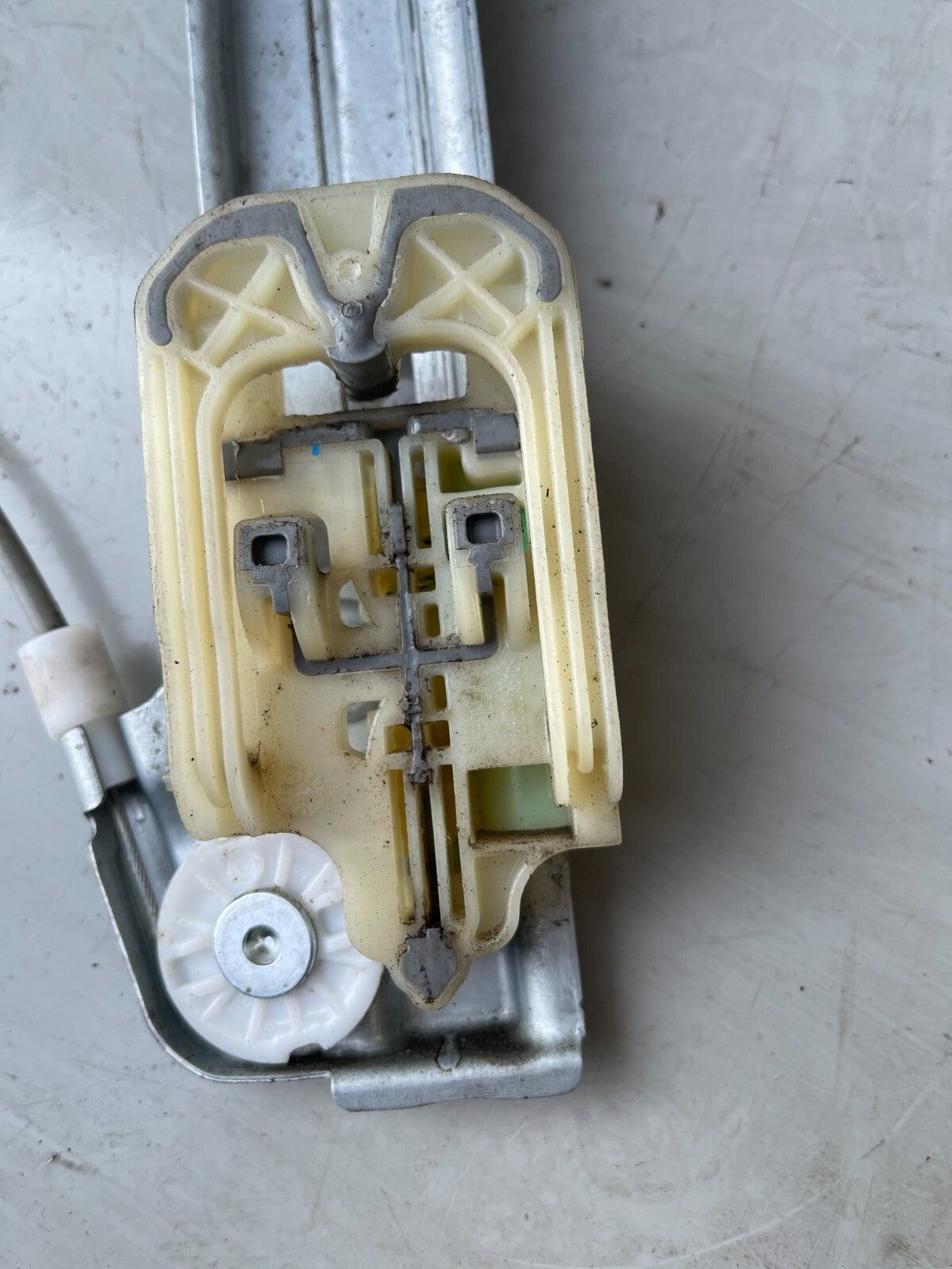 VAUXHALL VIVA REAR PASSENGER SIDE WONDOW REGULATOR 424399482