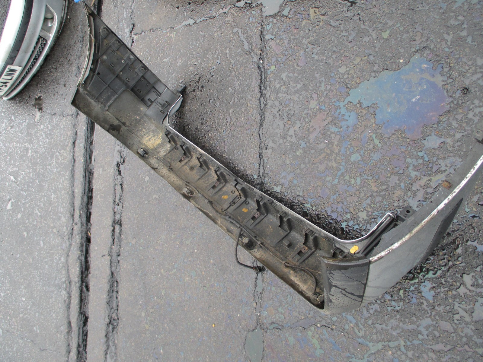 FORD GALAXY MK2 2004 REAR COMPLETE BUMPER GREY