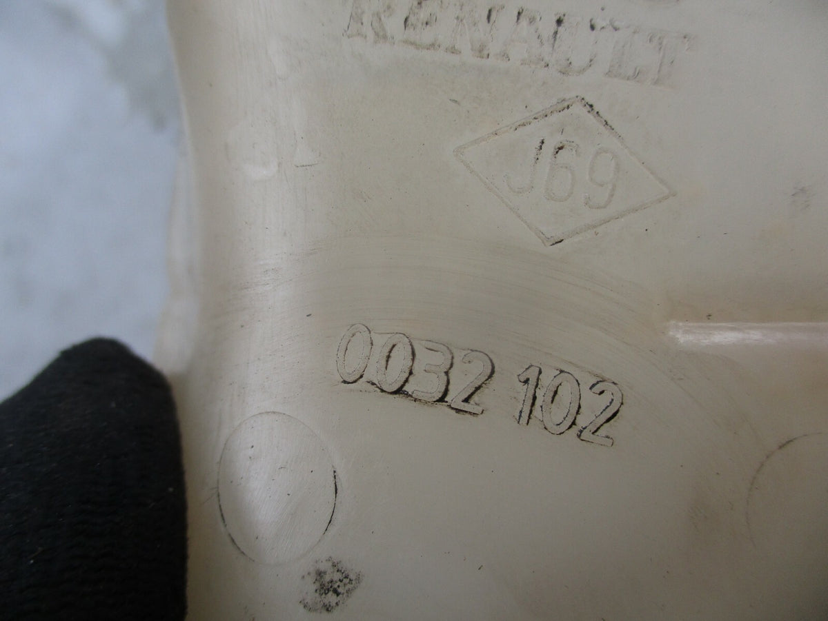 RENAULT CLIO MK3 1.2 PETROL WATER HEADER TANK BOTTLE 0032102