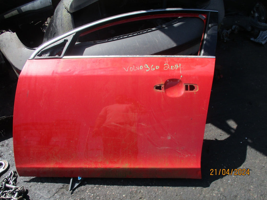 VOLVO S60 2014 MK2 NSF PASSENGER SIDE FRONT BARE DOOR RED