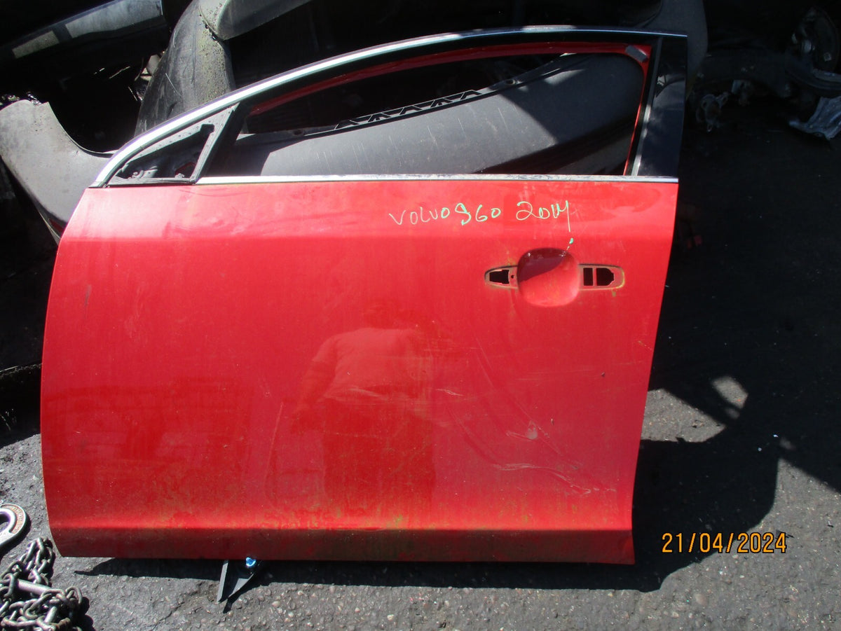 VOLVO S60 2014 MK2 NSF PASSENGER SIDE FRONT BARE DOOR RED