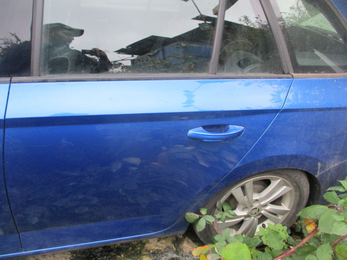 2019 SKODA FABIA MK3 NJ ESTATE NSR PASSENGER SIDE REAR BARE DOOR BLUE