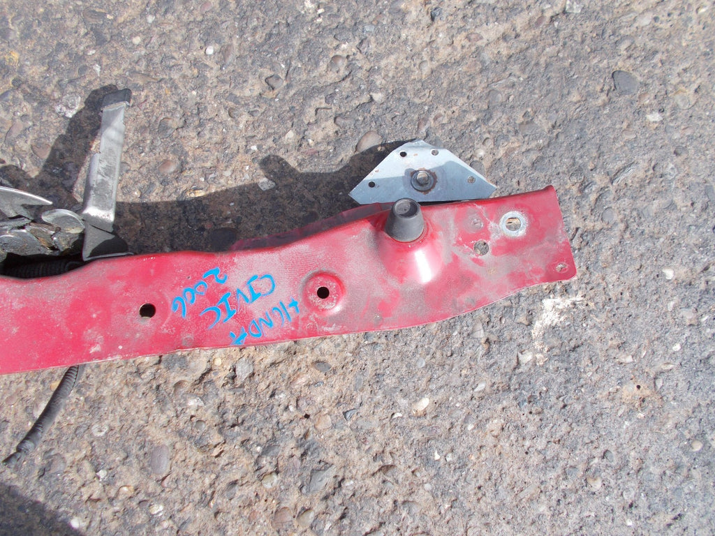 HONDA CIVIC MK8 06-11 FRONT BONNET CATCH SLAM PANEL RED R81